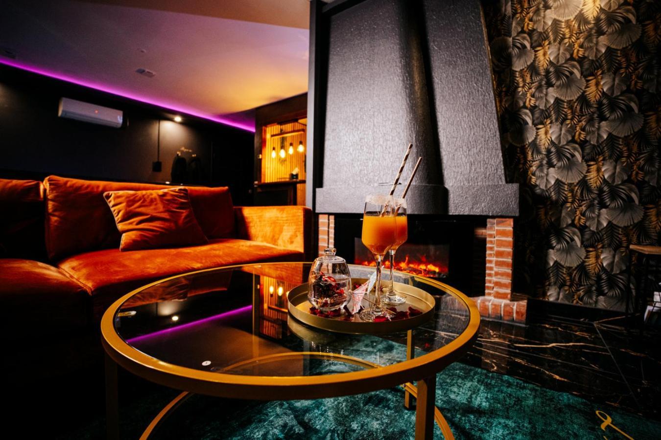 L Escale Jacuzzi Et Sauna Эврё Экстерьер фото