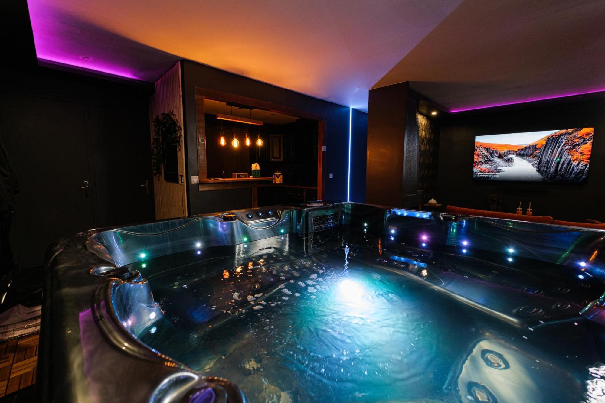 L Escale Jacuzzi Et Sauna Эврё Экстерьер фото
