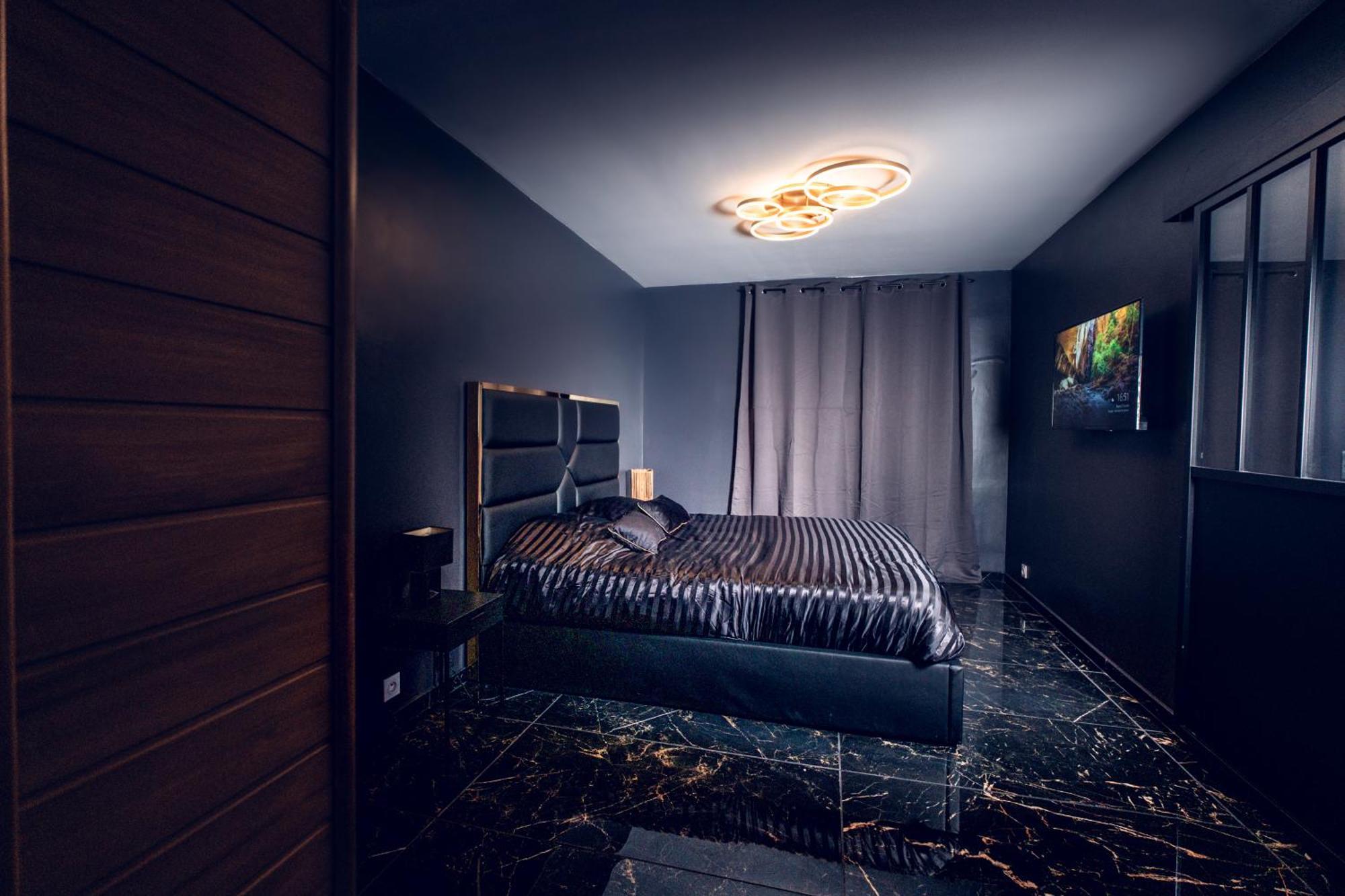 L Escale Jacuzzi Et Sauna Эврё Экстерьер фото