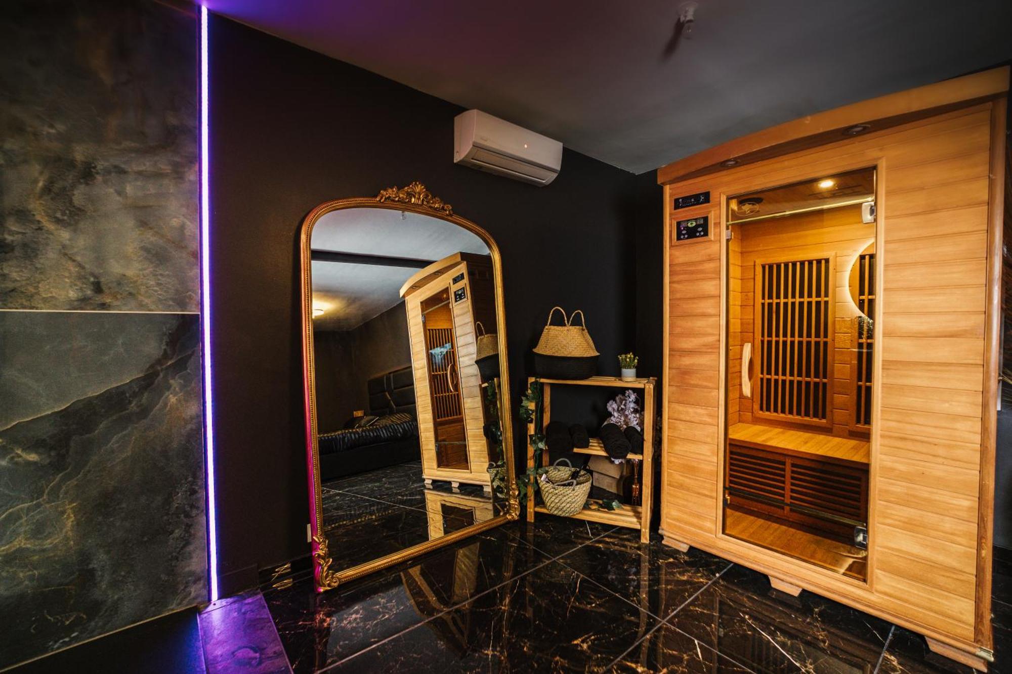 L Escale Jacuzzi Et Sauna Эврё Экстерьер фото